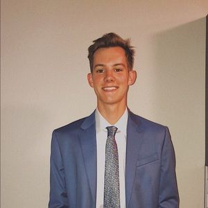 Meet your Posher, Leighton